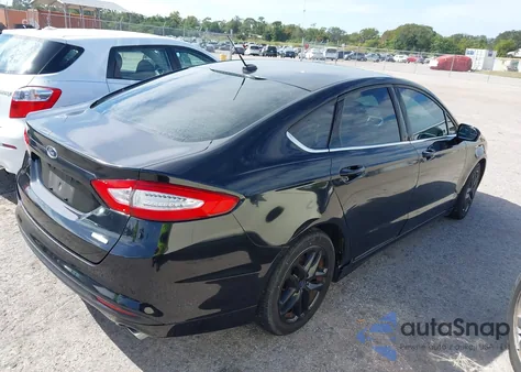 2015 Ford Fusion Se z USA, uszkodzony, nr VIN 3FA6P0HD5FR251155